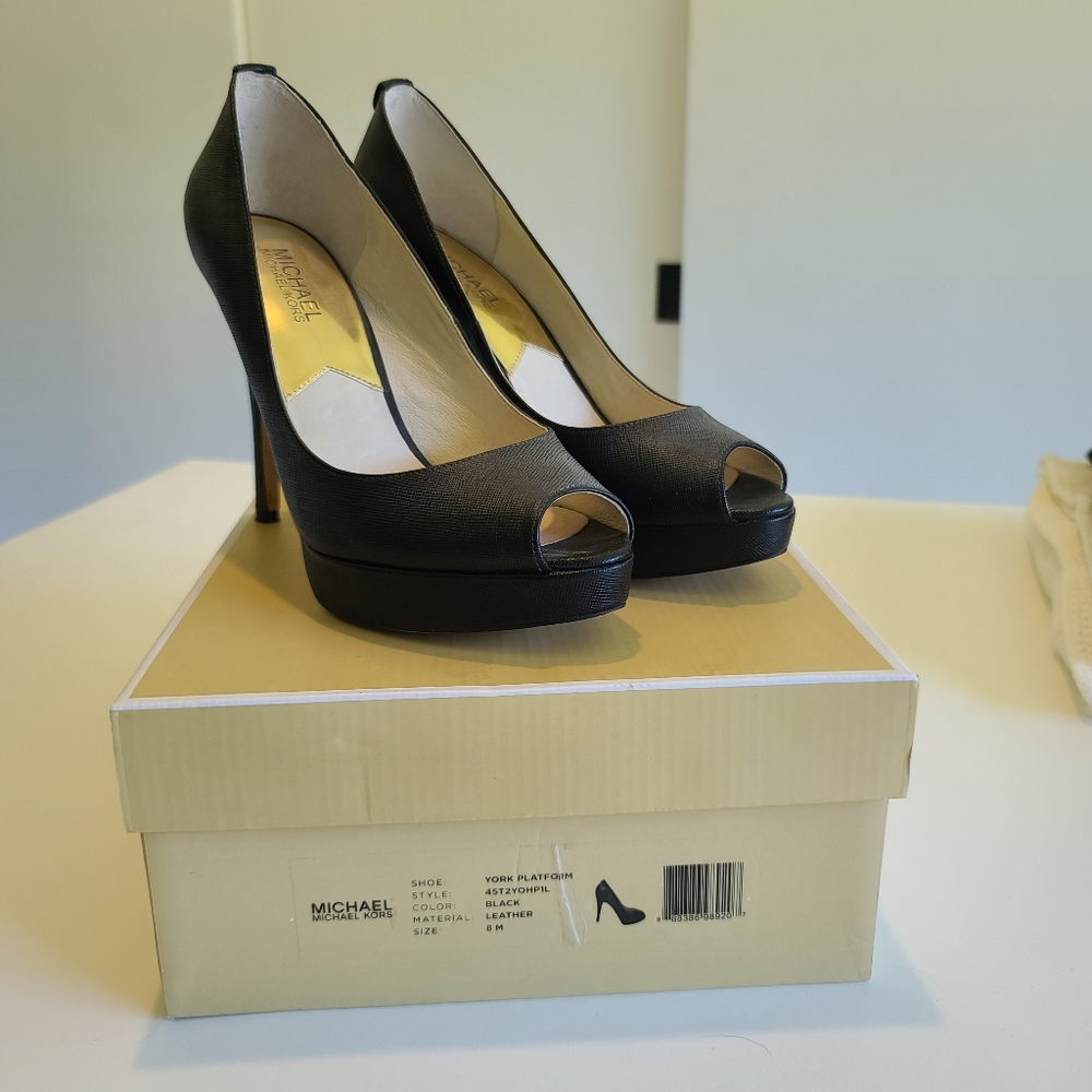 Michael Kora peep-toe platform heels size 8